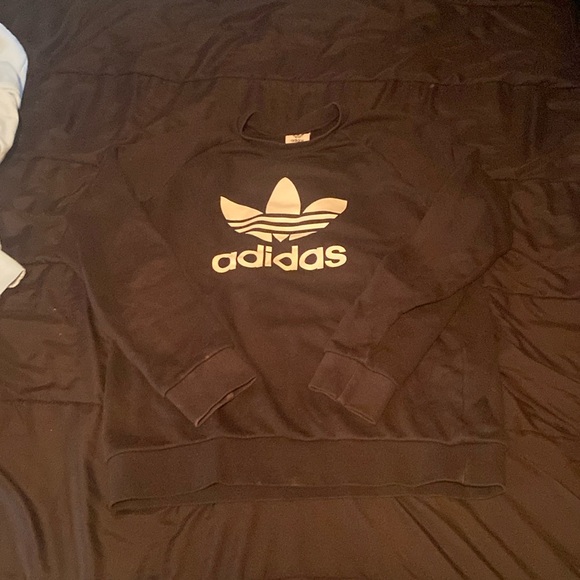 Clothing bundle (adidas, champion, guess, and Celtics) - Picture 6 of 6